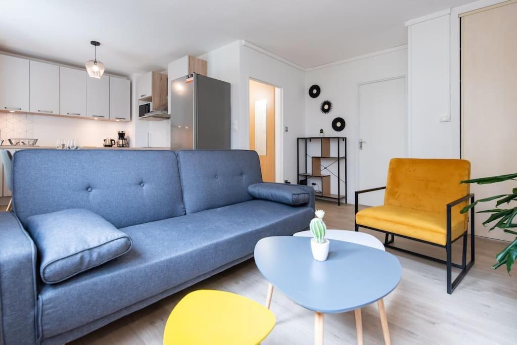 Appartement Renove Pour 6 Avec Parking 빌뢰르반 외부 사진