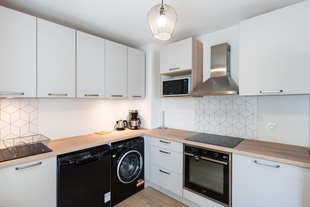 Appartement Renove Pour 6 Avec Parking 빌뢰르반 외부 사진