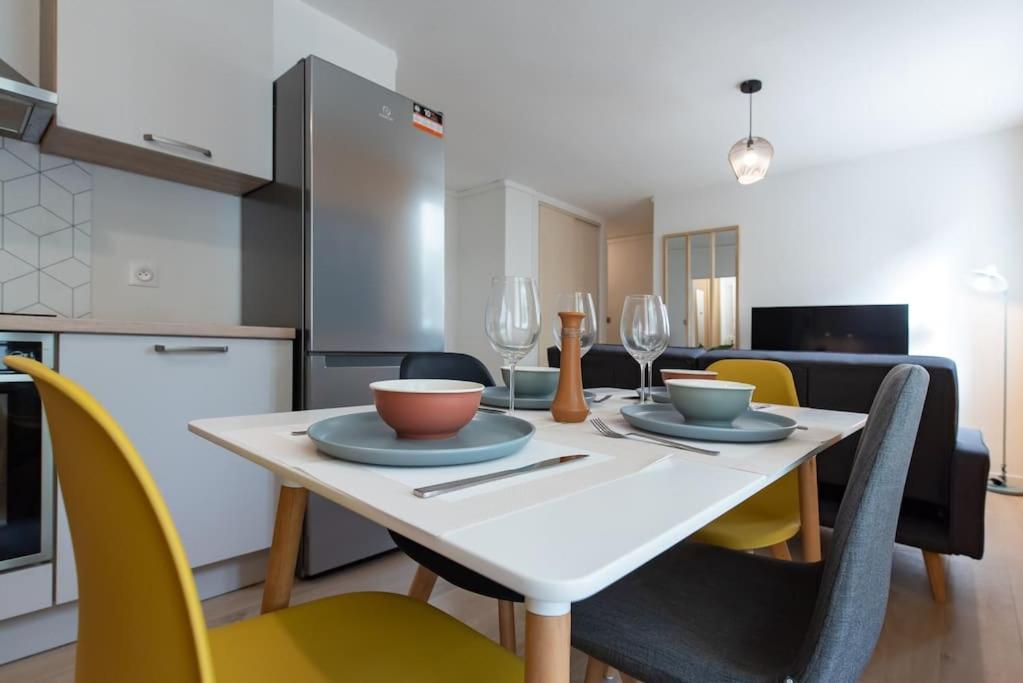 Appartement Renove Pour 6 Avec Parking 빌뢰르반 외부 사진